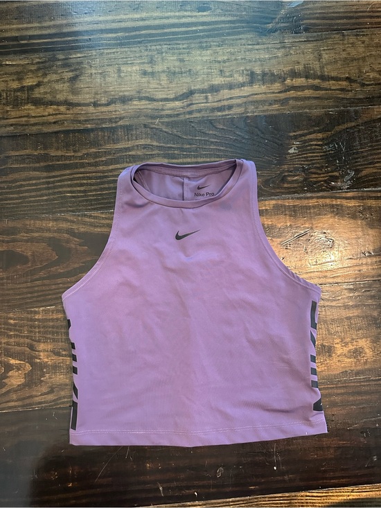 Nike Tops - Nike Pro women’s size small purple athletic crop top